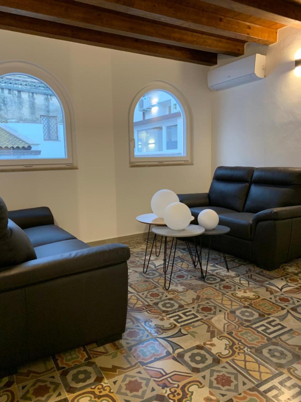 Le Maestranze Deluxe Rooms Sciacca Extérieur photo
