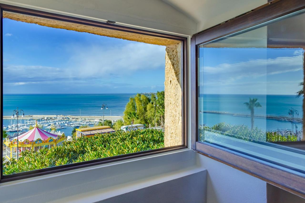 Le Maestranze Deluxe Rooms Sciacca Extérieur photo
